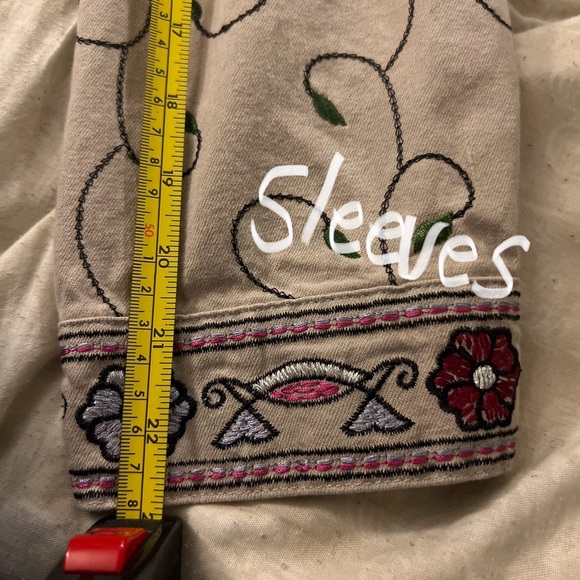 Vintage Denim & Co. Large Embroidered Denim Floral and Vine Shirt - Picture 12 of 12